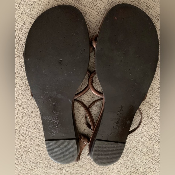 Calvin Klein Cadee Bronze Leather Gladiator Sandals - Picture 5 of 5